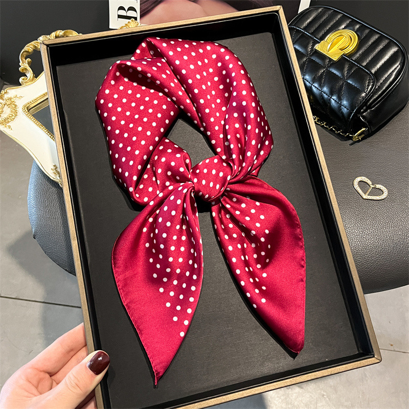 Women Bags Wholesale - Luxus neue bedruckte Schals Damen Seiden