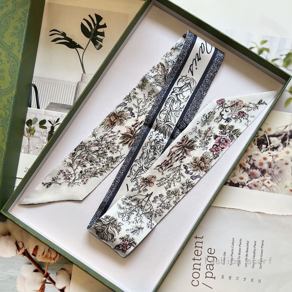 Koreanische Version von Tarot  – Women Bags Wholesale Bewertung und Preis