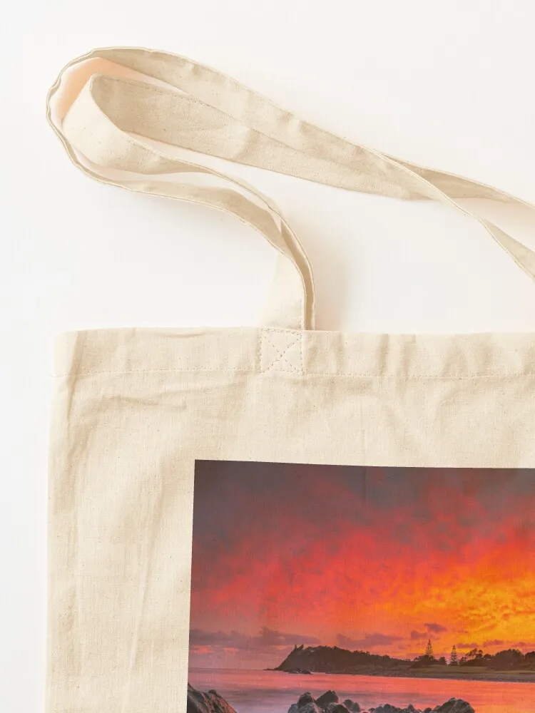 Sonnenaufgang am Pebbly Beach  – Women Bags In Australia Bewertung und Preis